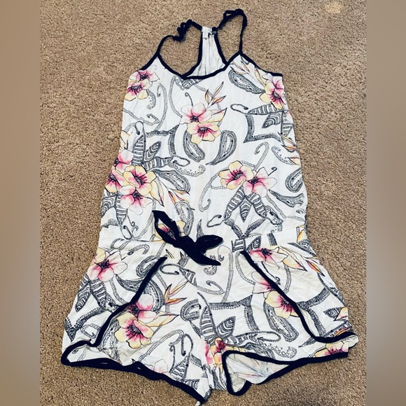 Sleeper Romper - Picture 2 of 3
